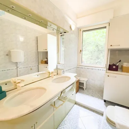 Viale Miramare 279 Tirabora Short Rent Apartamento