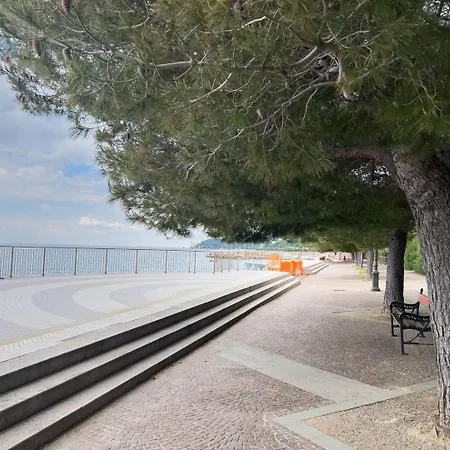 Viale Miramare 279 Tirabora Short Rent Trieste