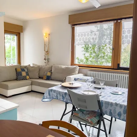 公寓 Viale Miramare 279 Tirabora Short Rent 的里雅斯特